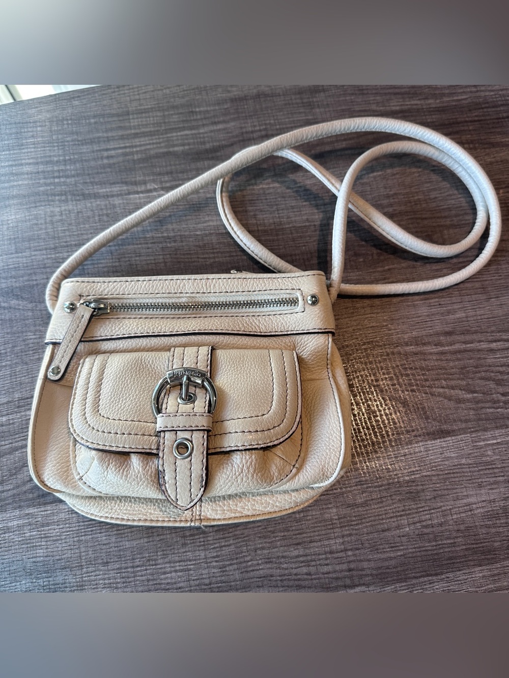 Tignanello Leather Cream Purse Handbag Shoulder Bag Buckle